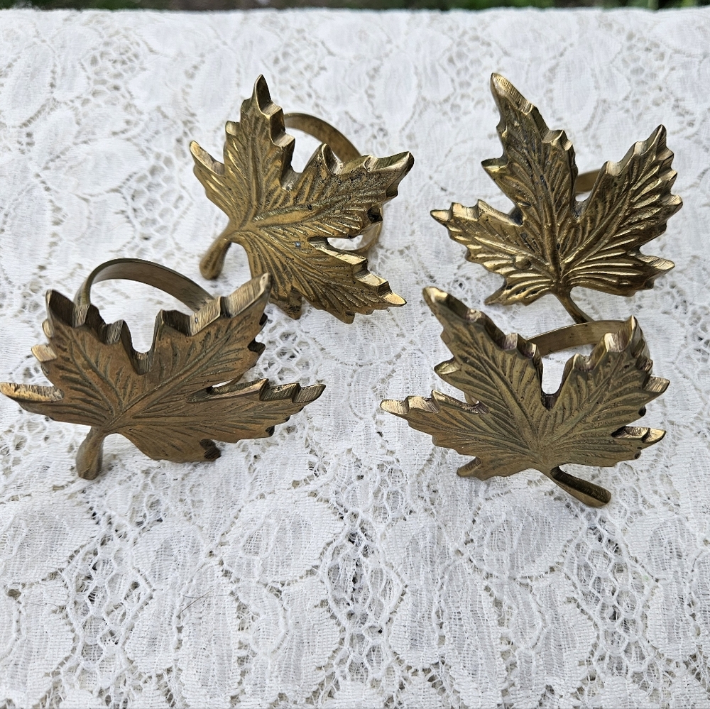 4 Vintage Brass Leaf Napkin Rings